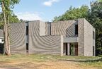 Welkom in het nieuwbouwproject "Katersbeek", waar comfortabel wonen hand in hand gaat met moderne elegantie.

Lot 1 biedt u de kans om uw droomhuis te realiseren in een omgeving nabij het bruisende centrum van Koersel en Beringen. Deze halfopen bebouwing 