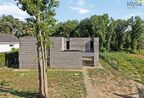 Welkom in het nieuwbouwproject "Katersbeek", waar comfortabel wonen hand in hand gaat met moderne elegantie.

Lot 1 biedt u de kans om uw droomhuis te realiseren in een omgeving nabij het bruisende centrum van Koersel en Beringen. Deze halfopen bebouwing 